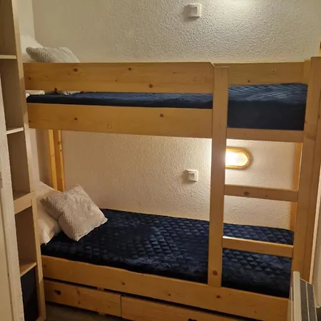 - 10 Pers Au Pied Des Pistes Apartment